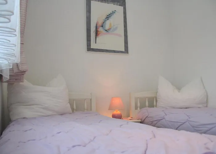 Wiesengrund 6 1 Apartament *